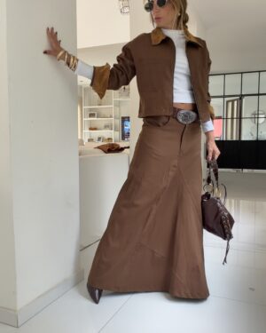 Falda crush chocolate gabardina importada