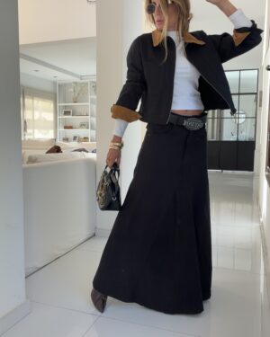 Falda crush negra gabardina importada