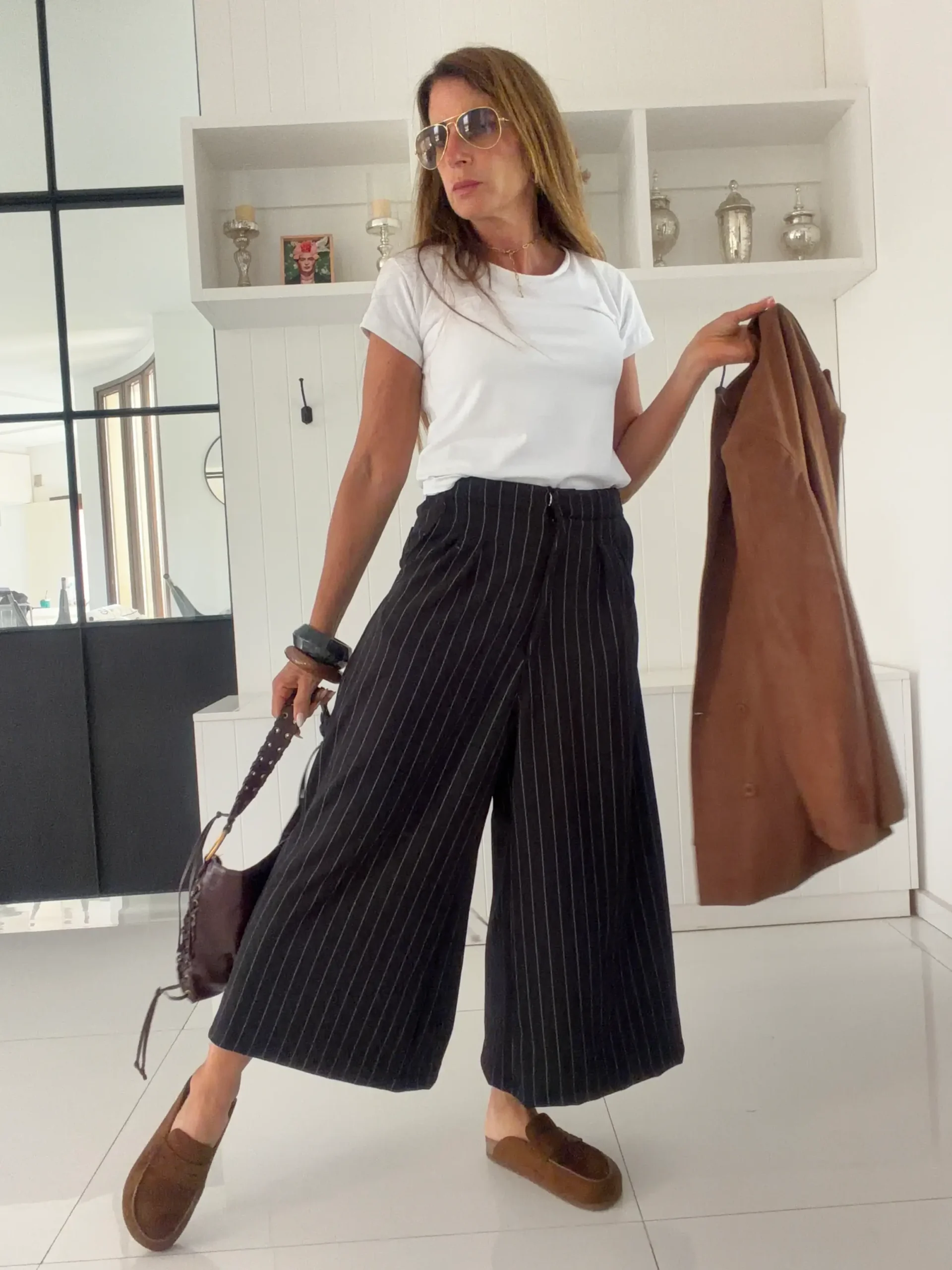 Pantalon okinawa sastrero negro rayado