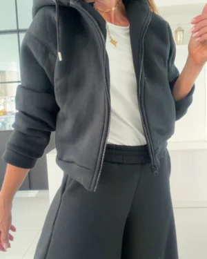 Hoodie Tywin negro rustico