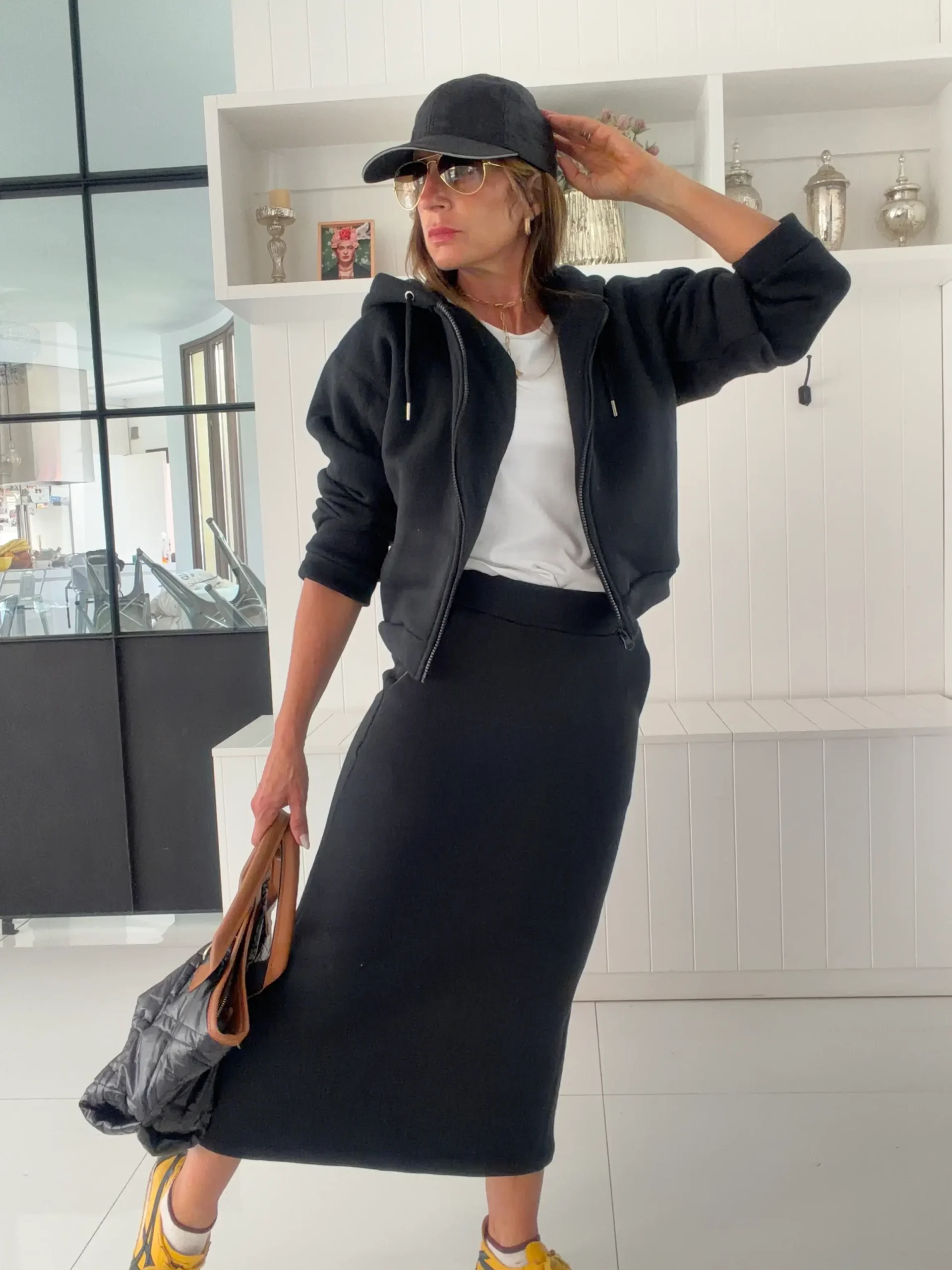 Falda negra rustica - Image 3