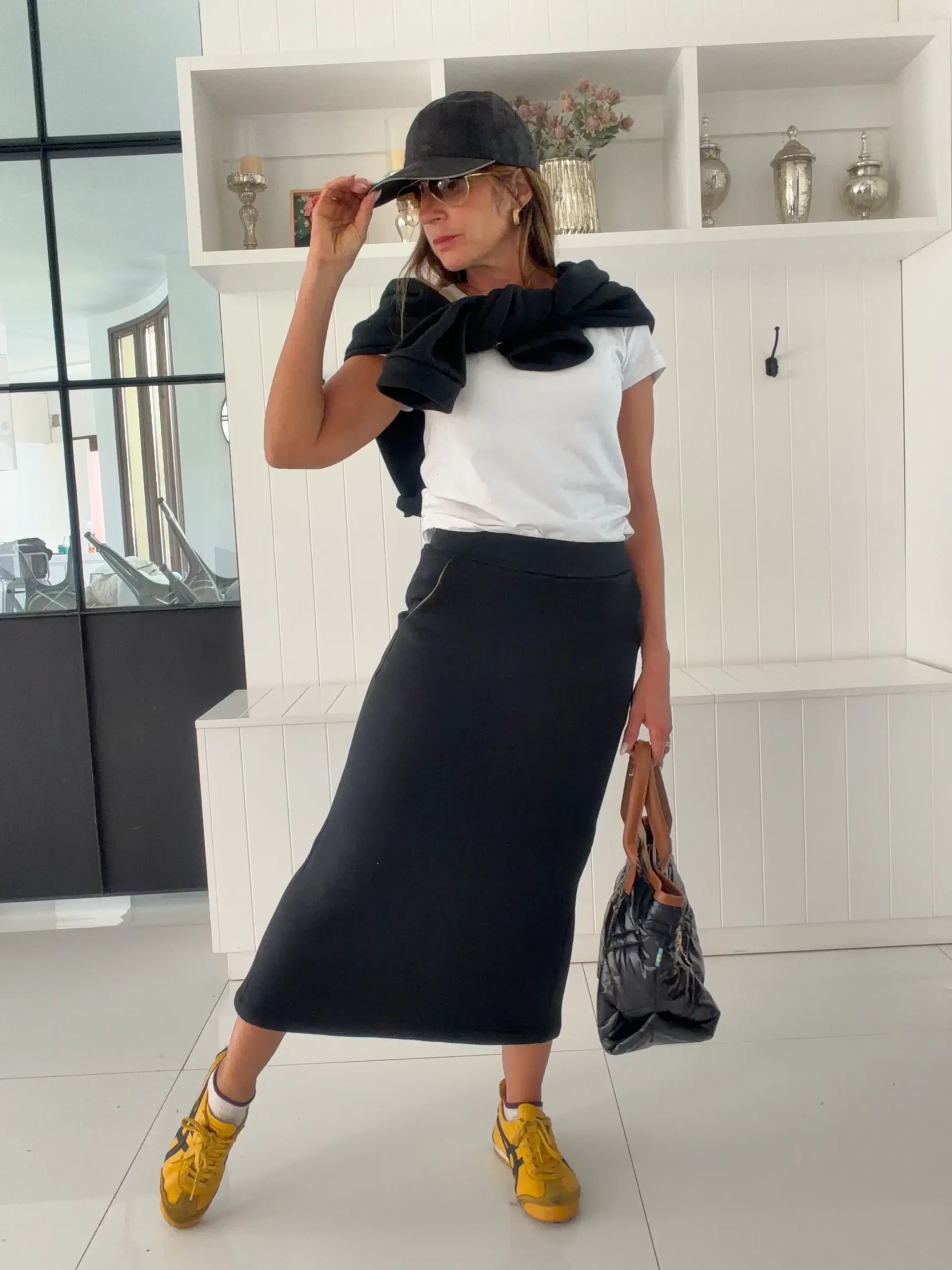 Falda negra rustica - Image 6